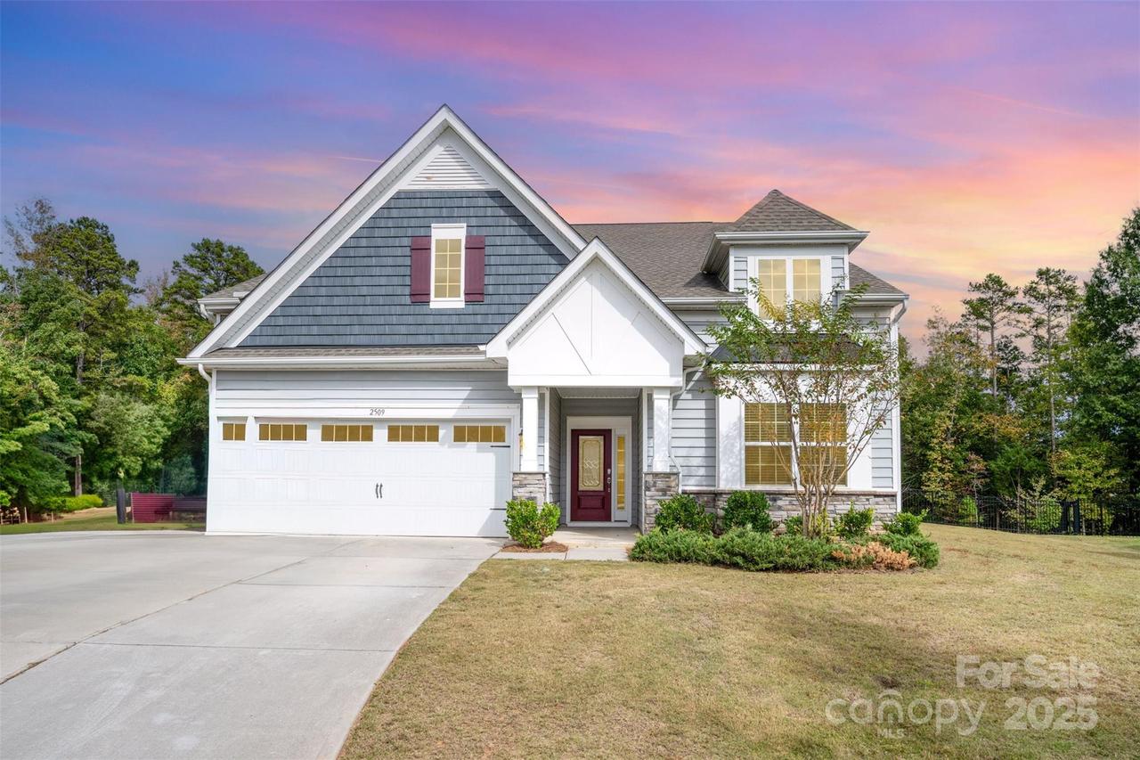 2509 Abundance Ln., Waxhaw, NC 28173