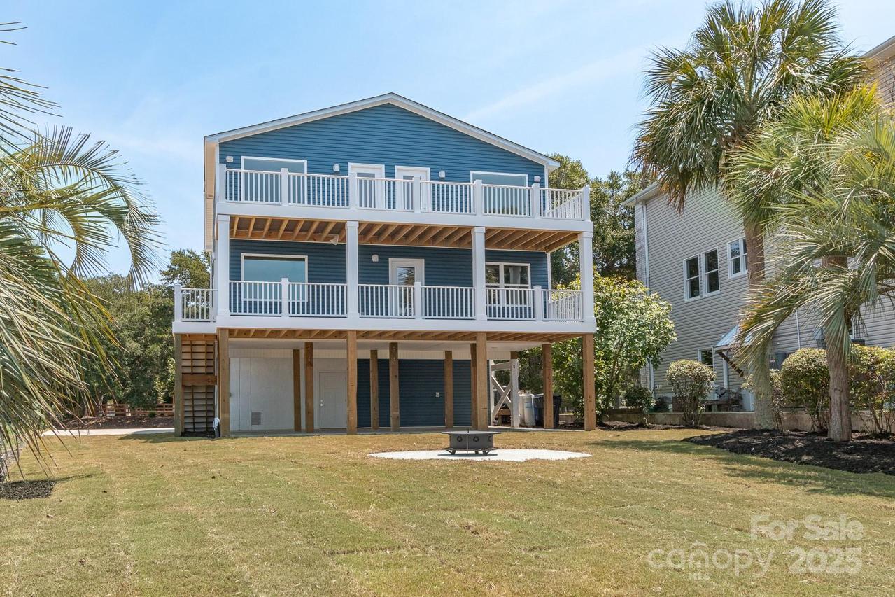 102 SW Yacht Dr., Oak Island, NC 28465