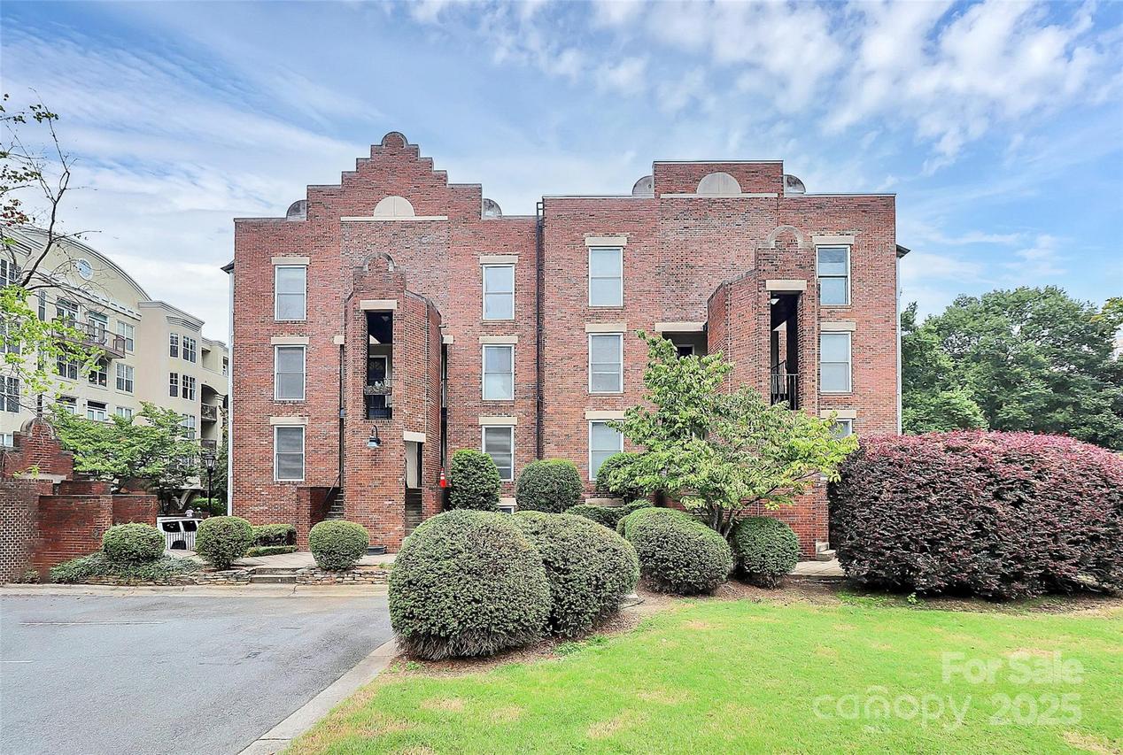 328 W 6th St. #2, Charlotte, NC 28202