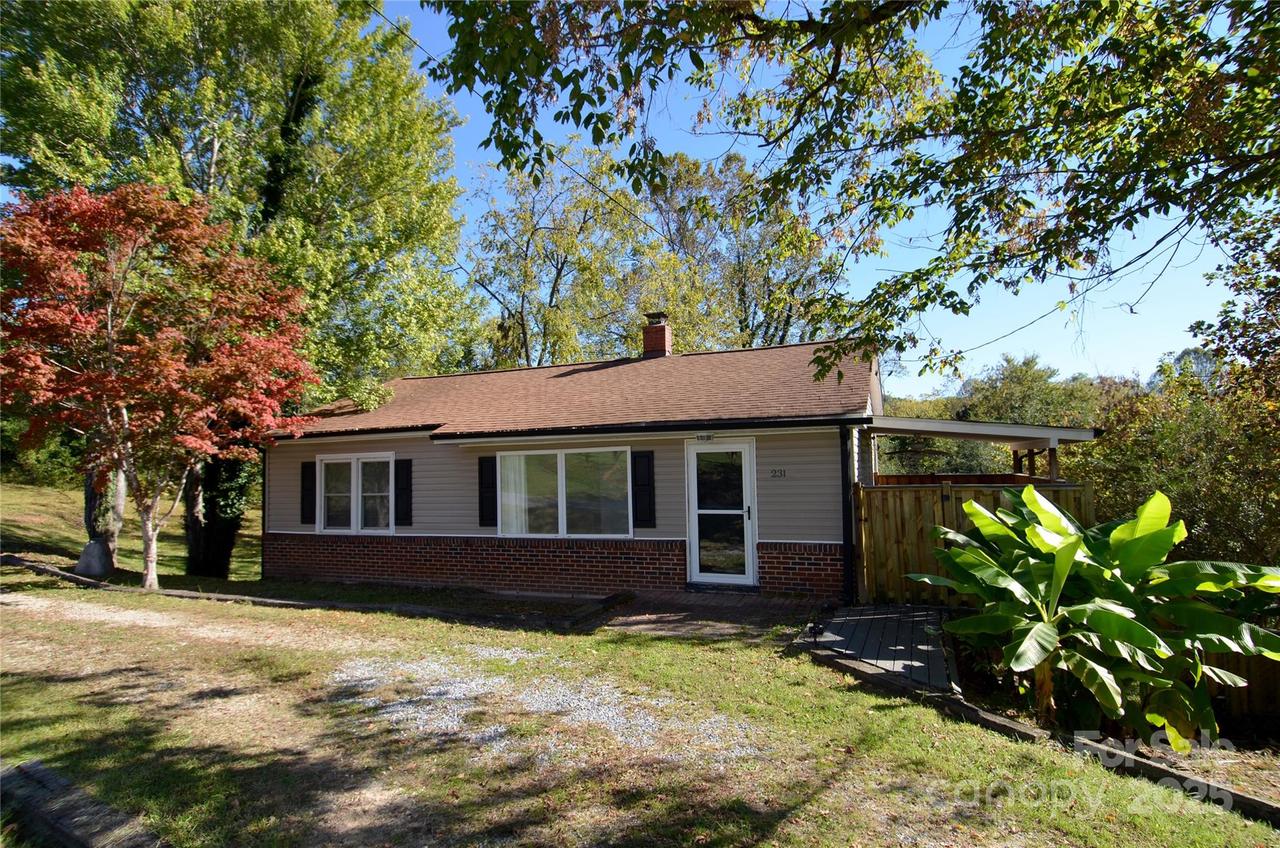 231 Stroud St., Marion, NC 28752