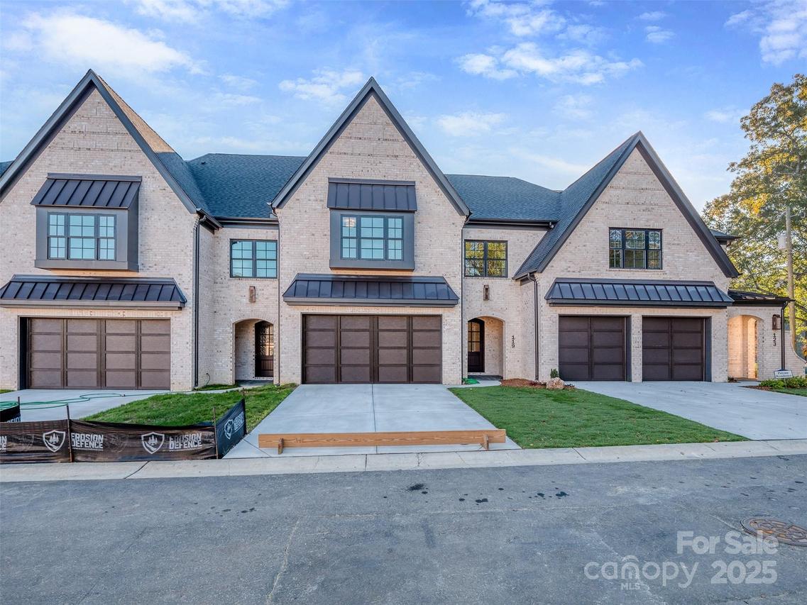 305 Audrey Pl. #7, Charlotte, NC 28226