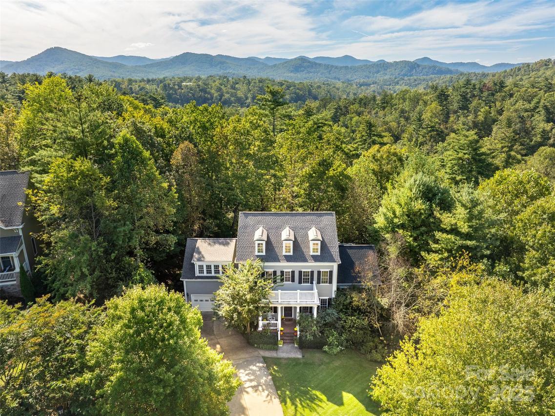 36 White Ash Dr., Asheville, NC 28803