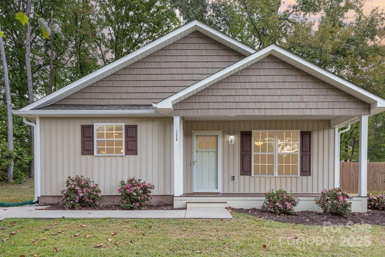 1220 Lombardi St., Kannapolis, NC 28081