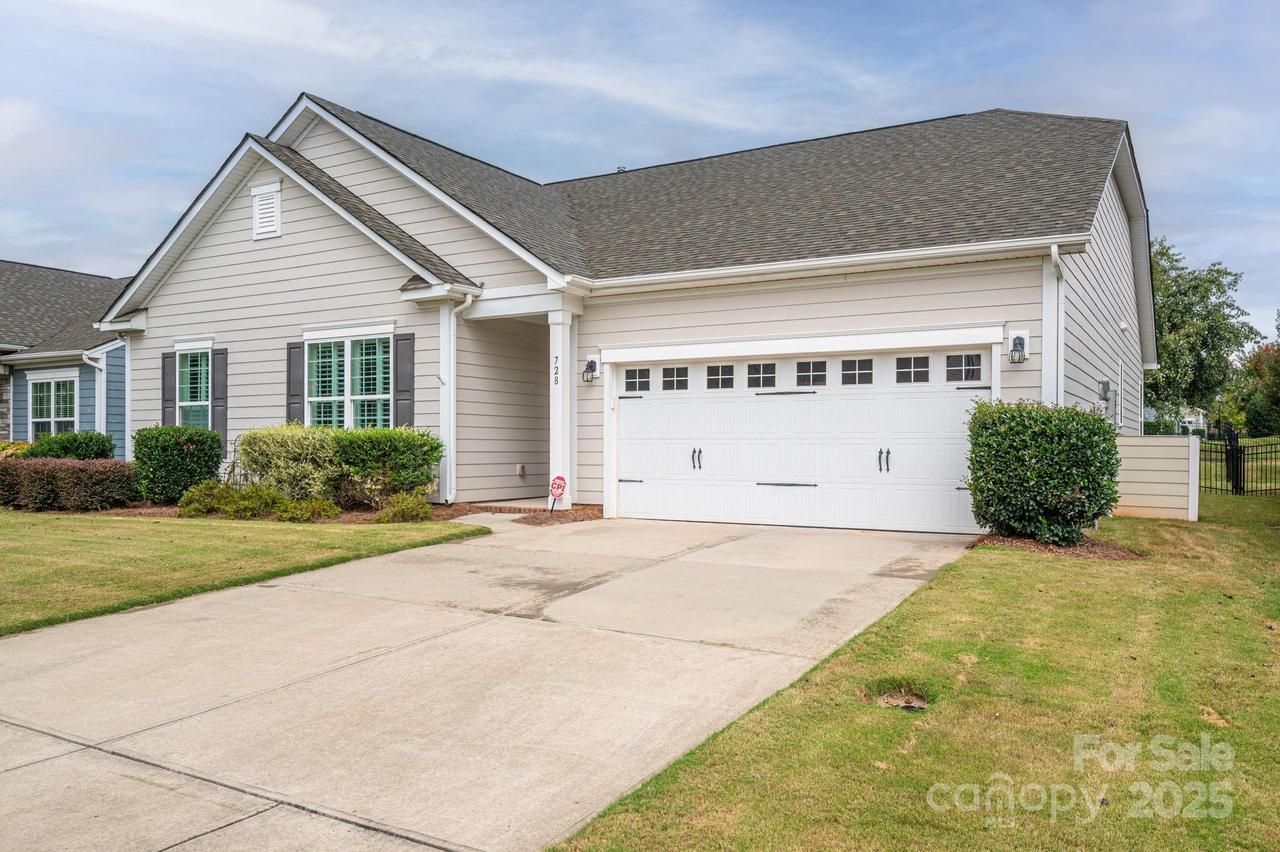 728 Wood Lily Dr., Belmont, NC 28012