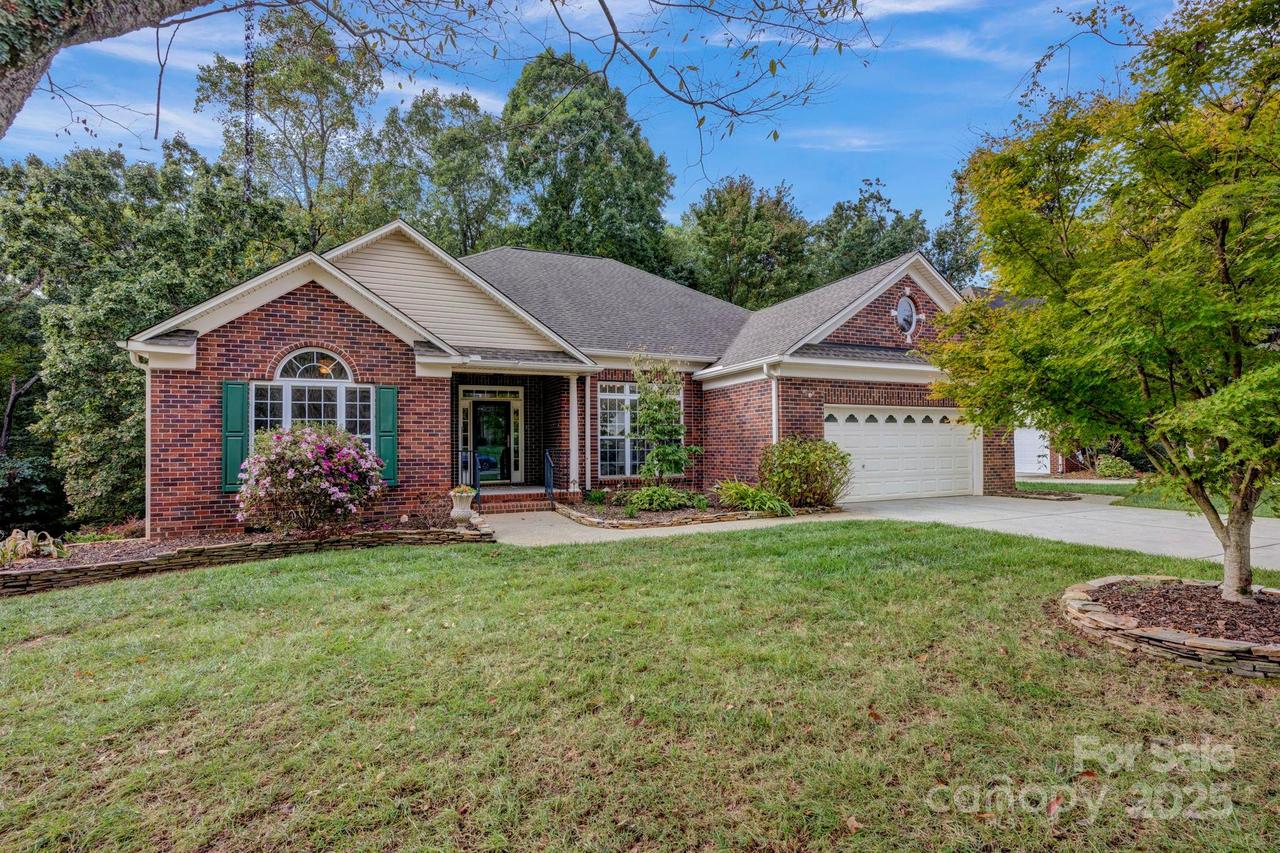 1729 Turning Leaf Ct., Charlotte, NC 28262