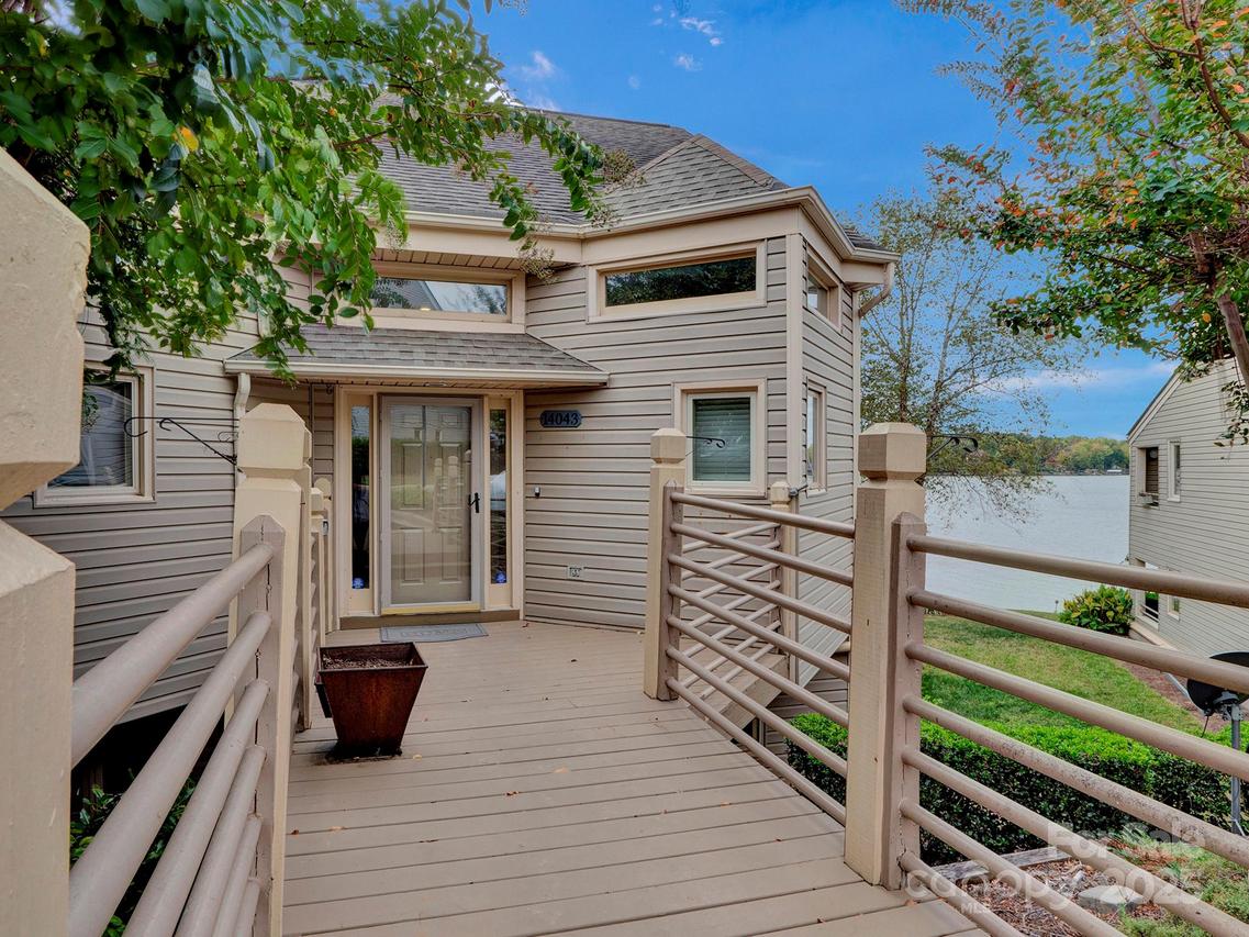 14043 Queens Harbor Rd., Charlotte, NC 28278