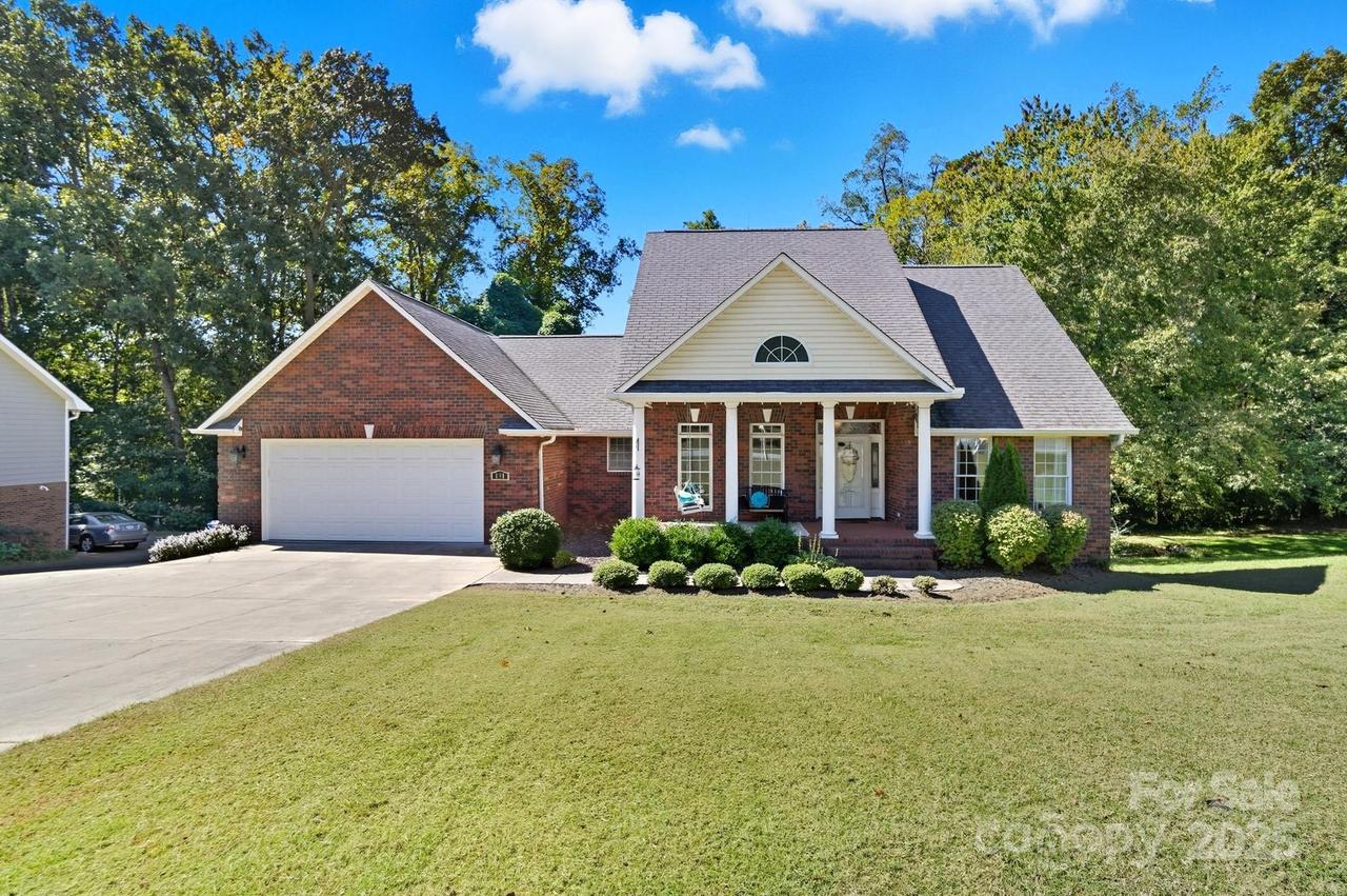 131 Gossett Ct. #13, Mooresville, NC 28115