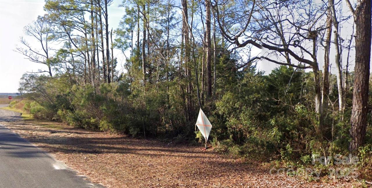 100 Rockledge Rd., Wilmington, NC 28412