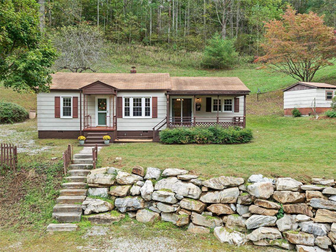 338 Sweet Creek Rd., Bakersville, NC 28705