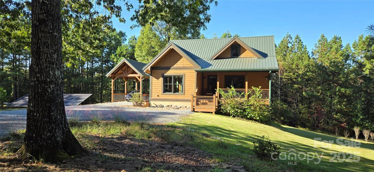 280 Hidden Lake Pkwy., Nebo, NC 28761