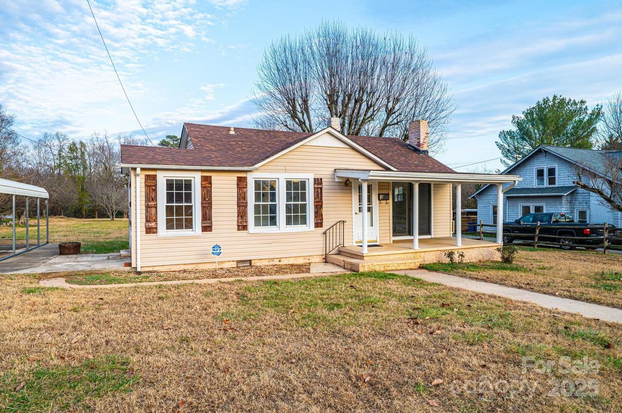 80 Duke St., Granite Falls, NC 28630