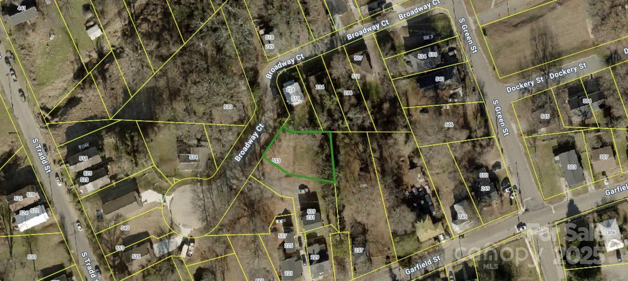 533 Broadway Ct., Statesville, NC 28677