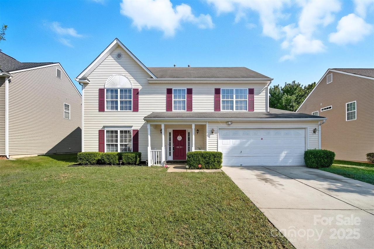 2231 Ballingarry Dr., Statesville, NC 28625