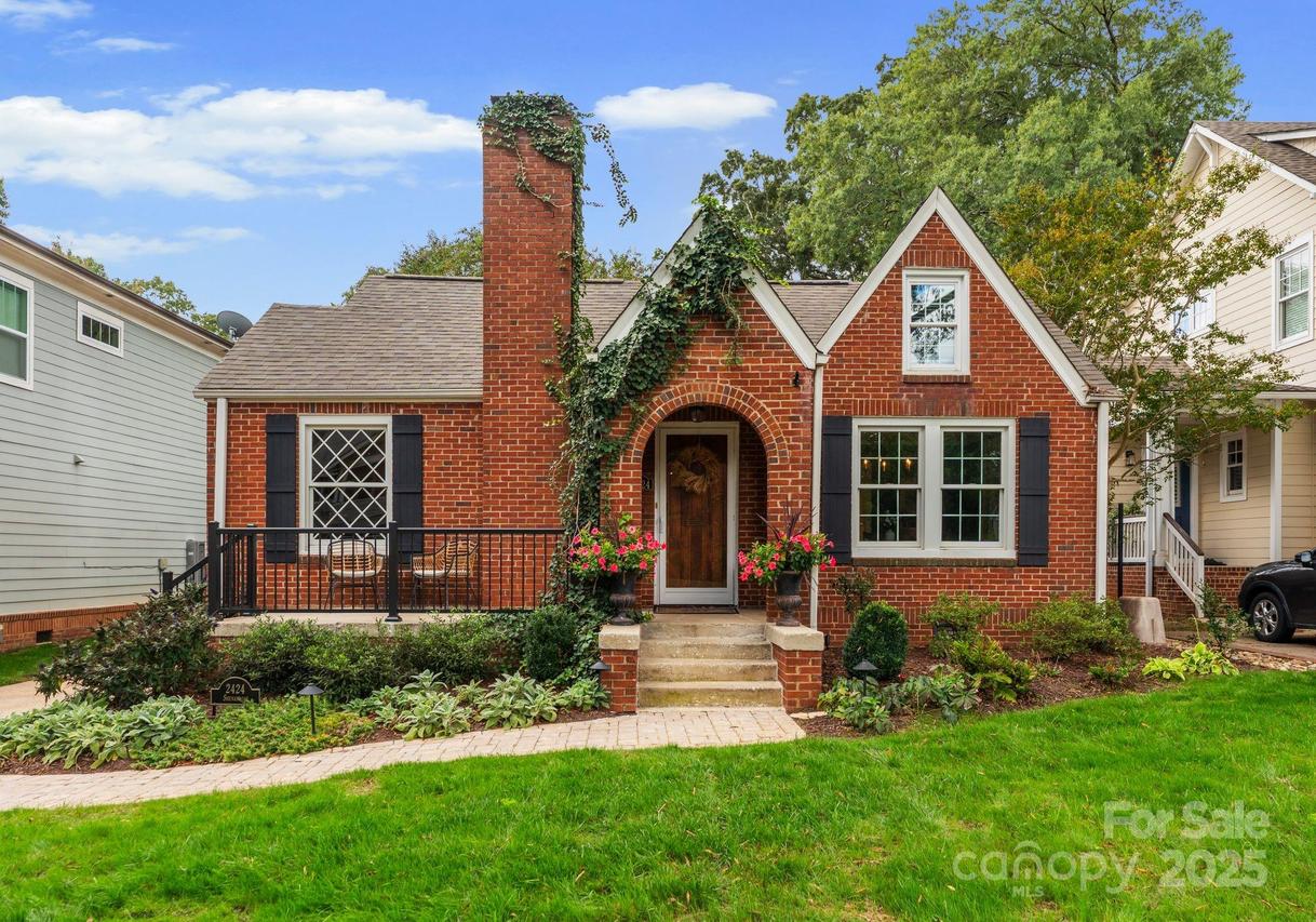2424 Shenandoah Ave., Charlotte, NC 28205