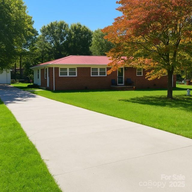 2158 Marwood Ln., Albemarle, NC 28001