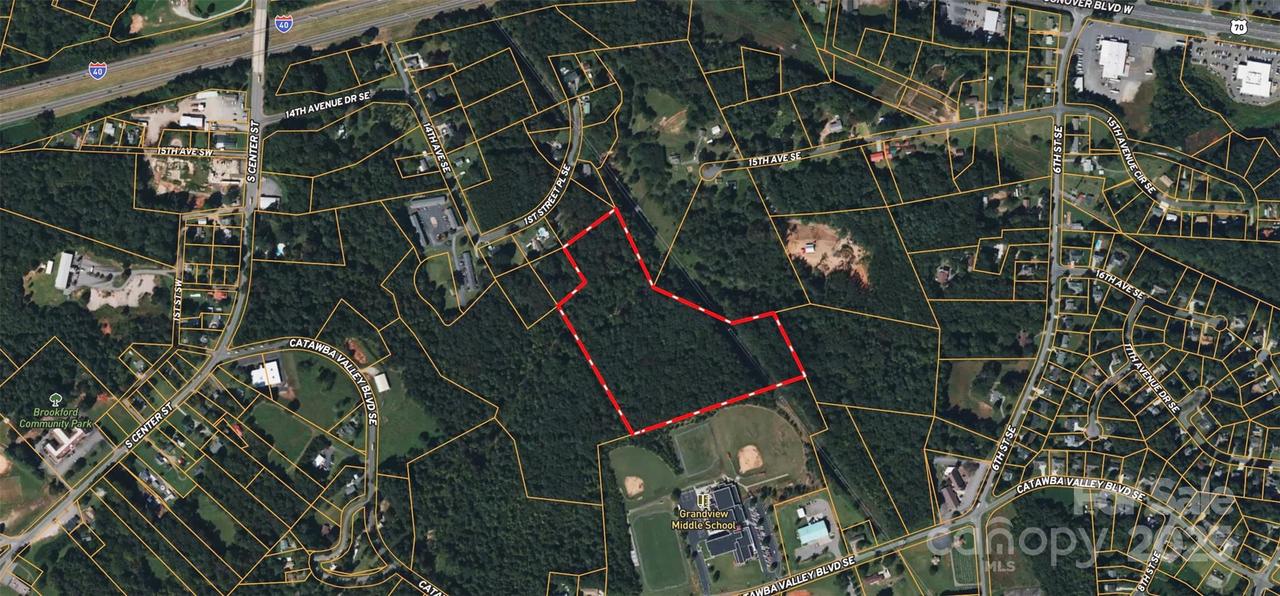 1539 1st Street Pl., Hickory, NC 28602
