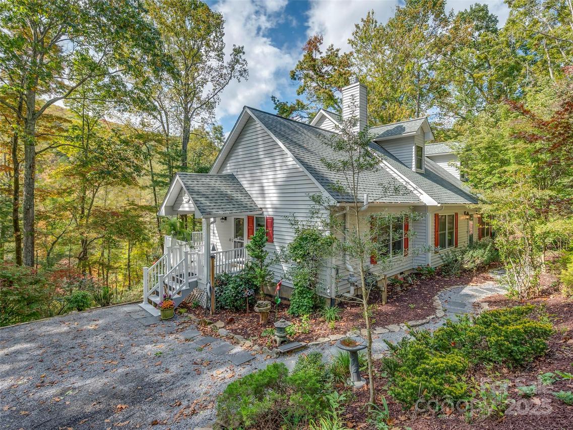101 Windfall Cir., Gerton, NC 28735