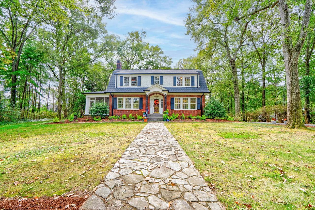 304 Belvedere Ave., Shelby, NC 28150