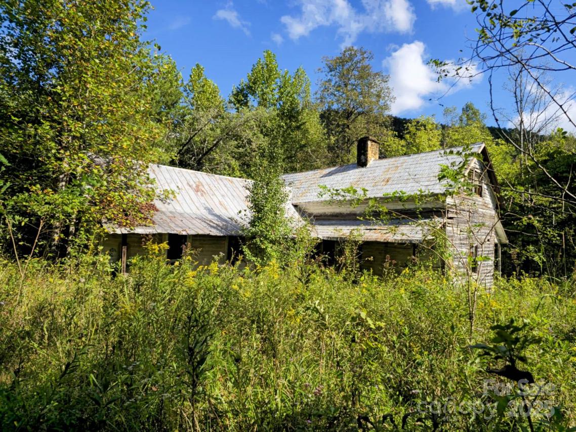 2921 Painters Gap Rd., Union Mills, NC 28167