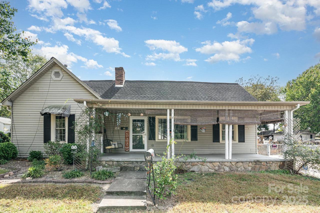 507 N Elm St., Cherryville, NC 28021