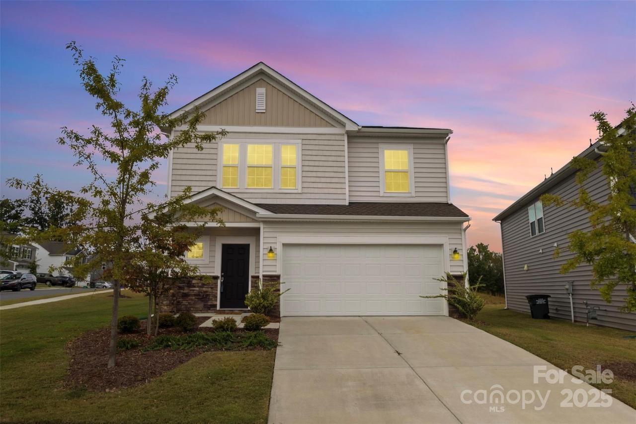 15224 Lake Ridge Rd., Charlotte, NC 28278