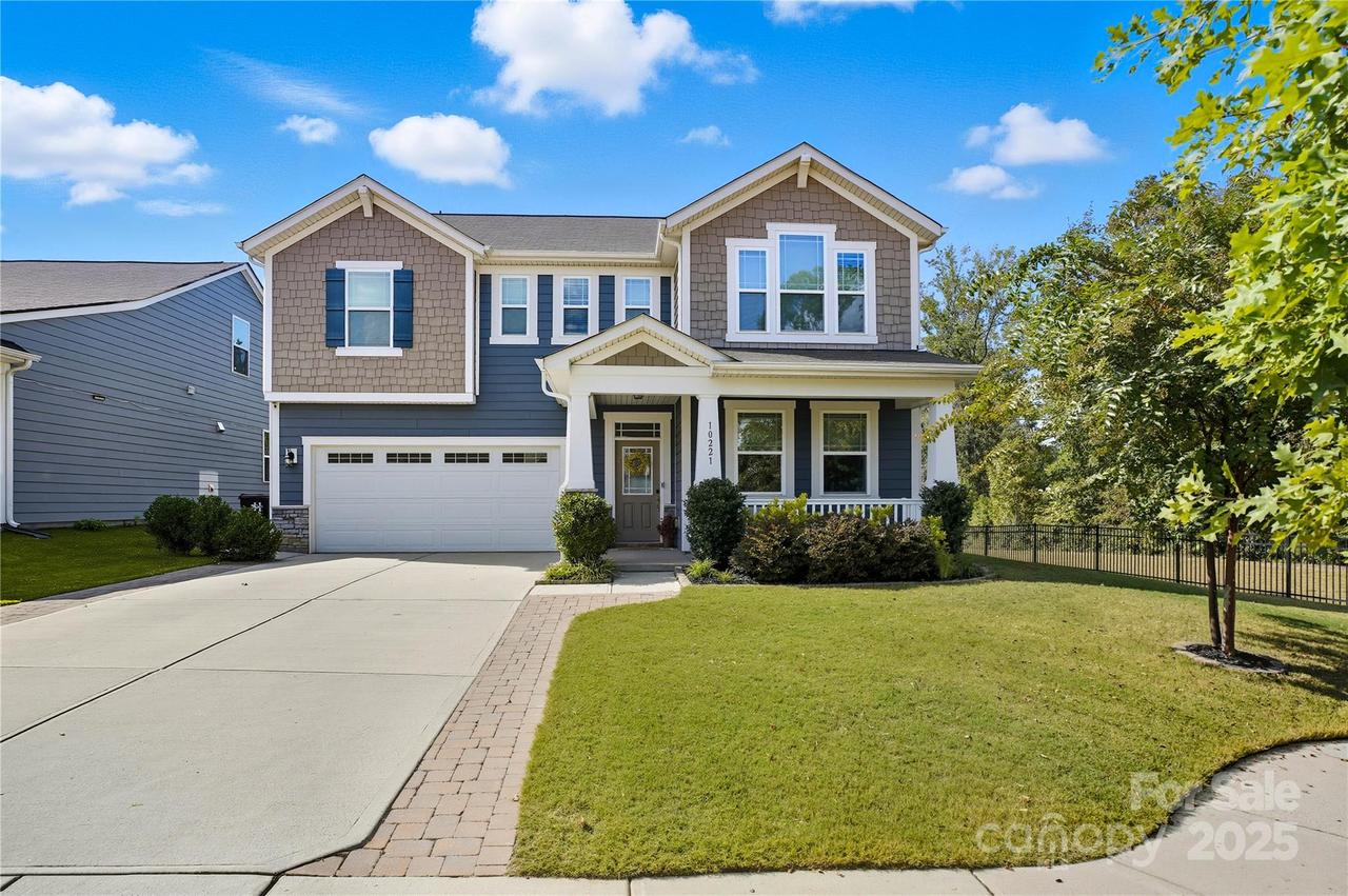 10221 Bluejack Oak Ct., Huntersville, NC 28078