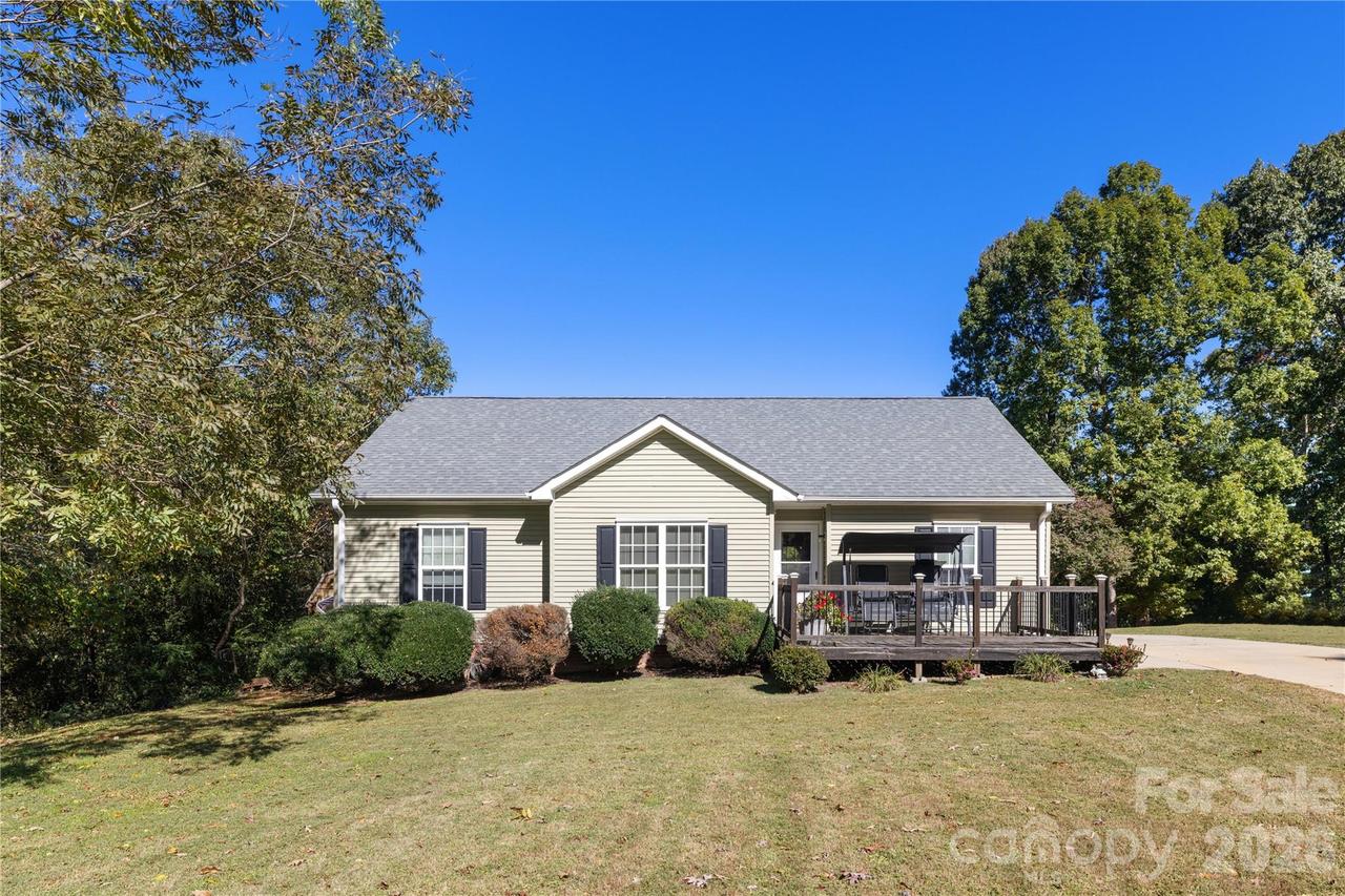 638 Acorn Acres Rd., Norwood, NC 28128