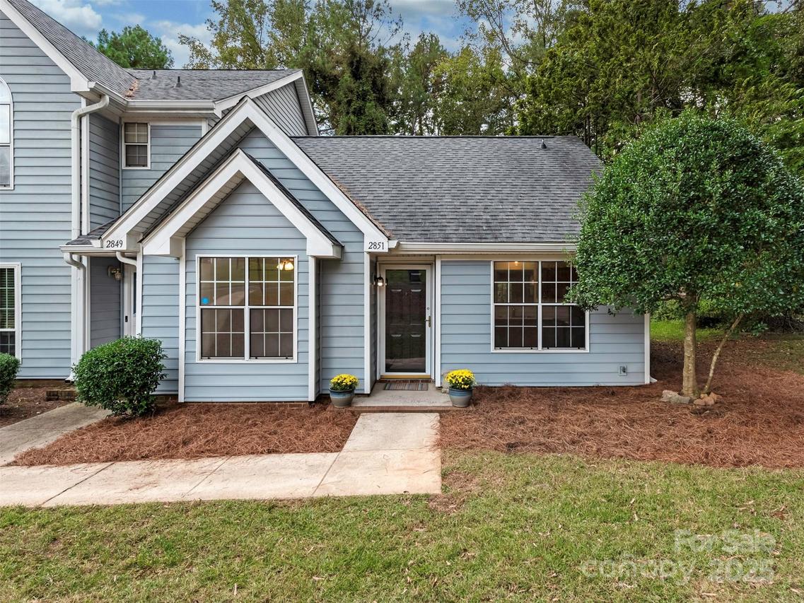 2851 Iron Gate Ln., Charlotte, NC 28212