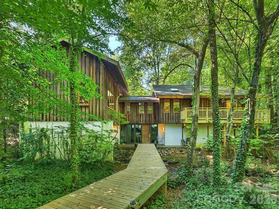 5624 Glenkirk Rd., Charlotte, NC 28210
