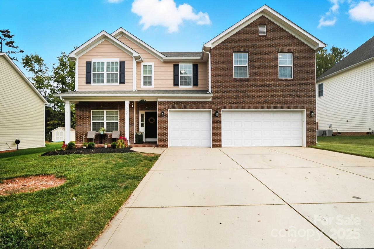 3708 Martele Dr., Charlotte, NC 28227