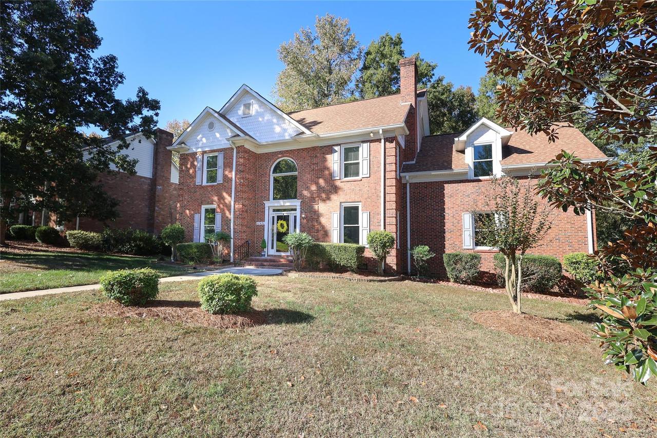 10431 Wyndham Forest Dr., Charlotte, NC 28277