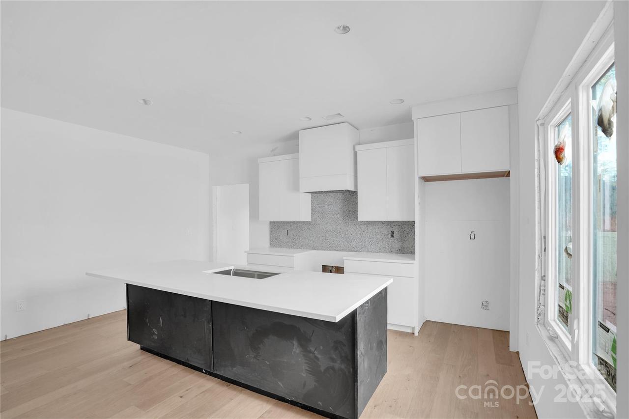 2709 Ruby St., Charlotte, NC 28208