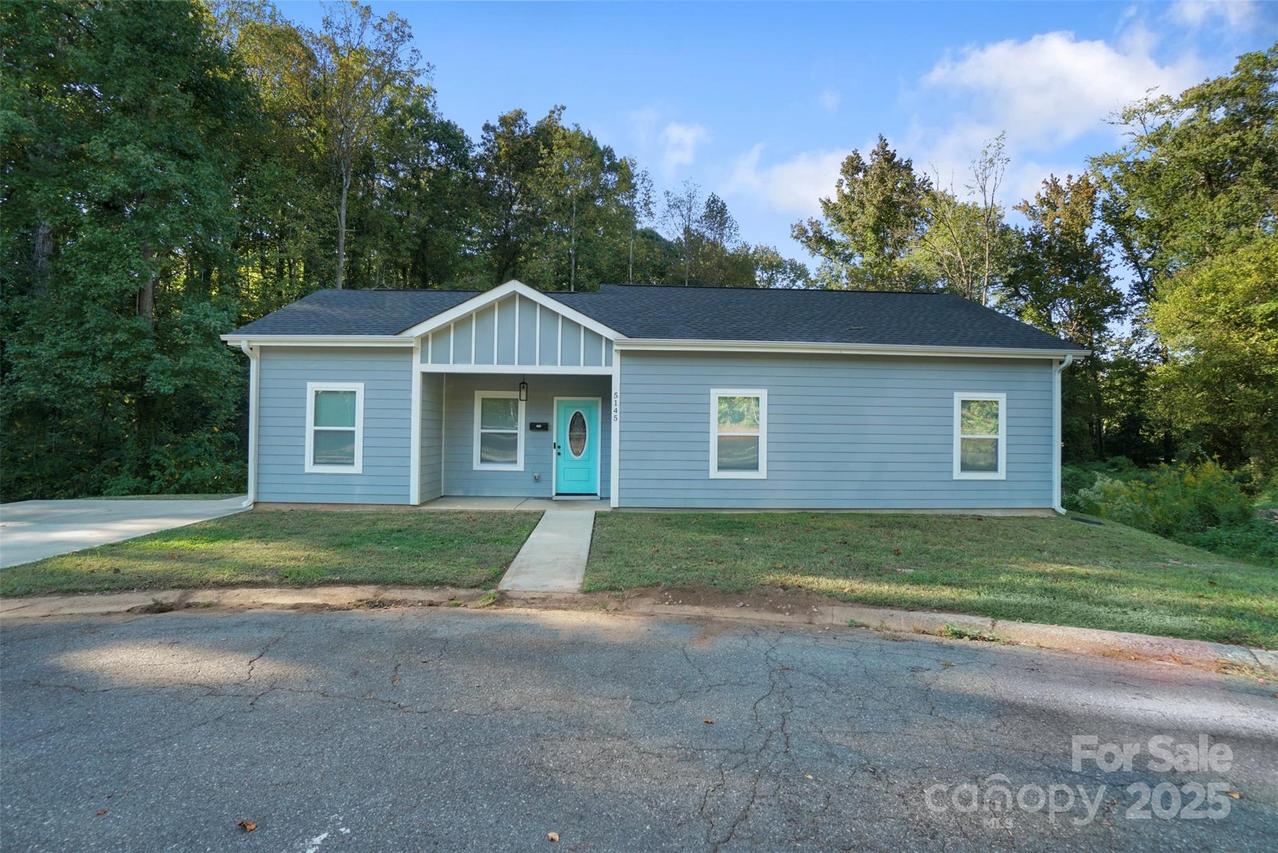 5145 Grafton Dr., Charlotte, NC 28215