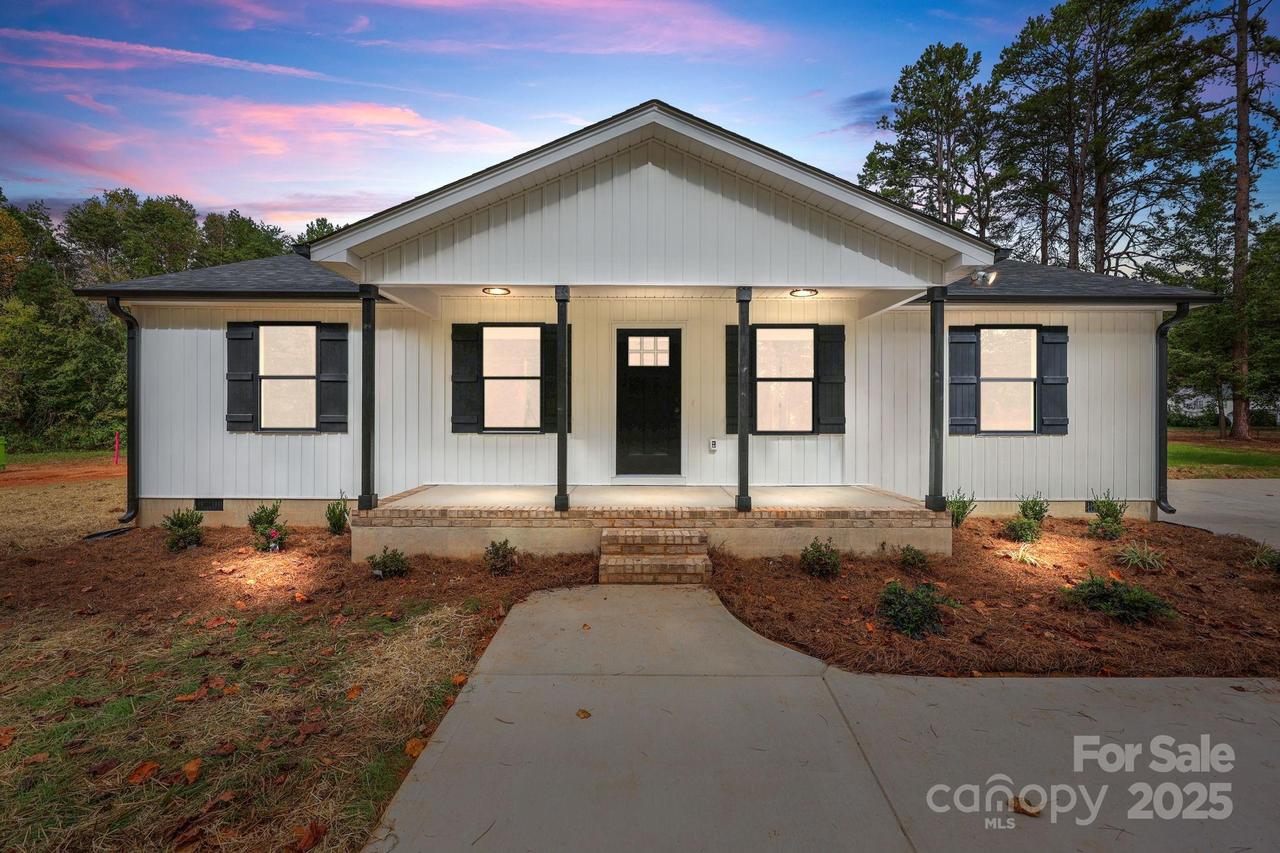 2218 Mooresville Rd., Salisbury, NC 28147