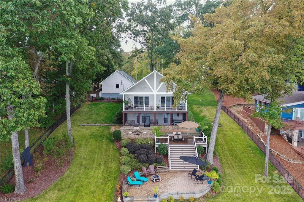 1230 Lake Drive 9 Dr., Lexington, NC 27292
