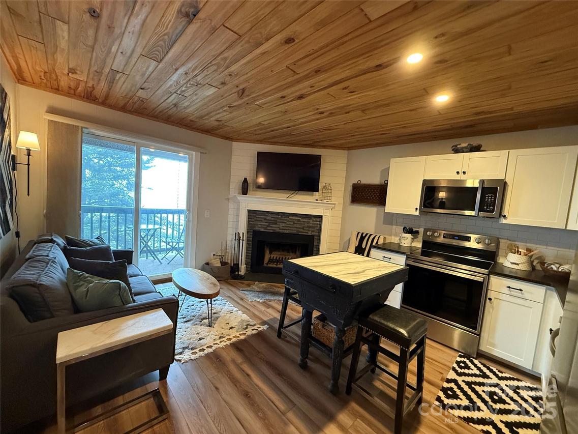 301 Pinnacle Inn Rd. #3232, Beech Mountain, NC 28604