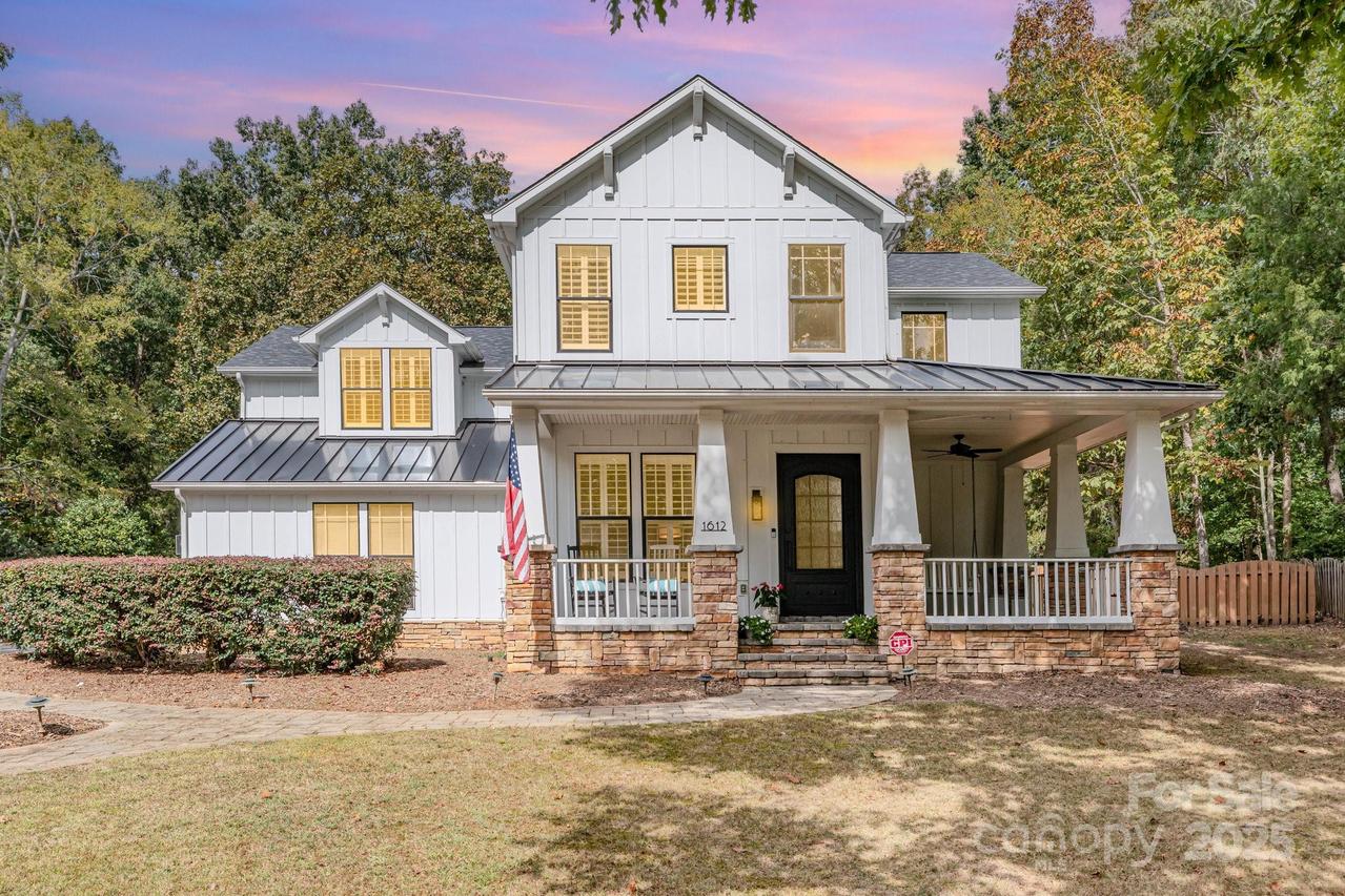 1612 Autumn Gold Ct., Matthews, NC 28104
