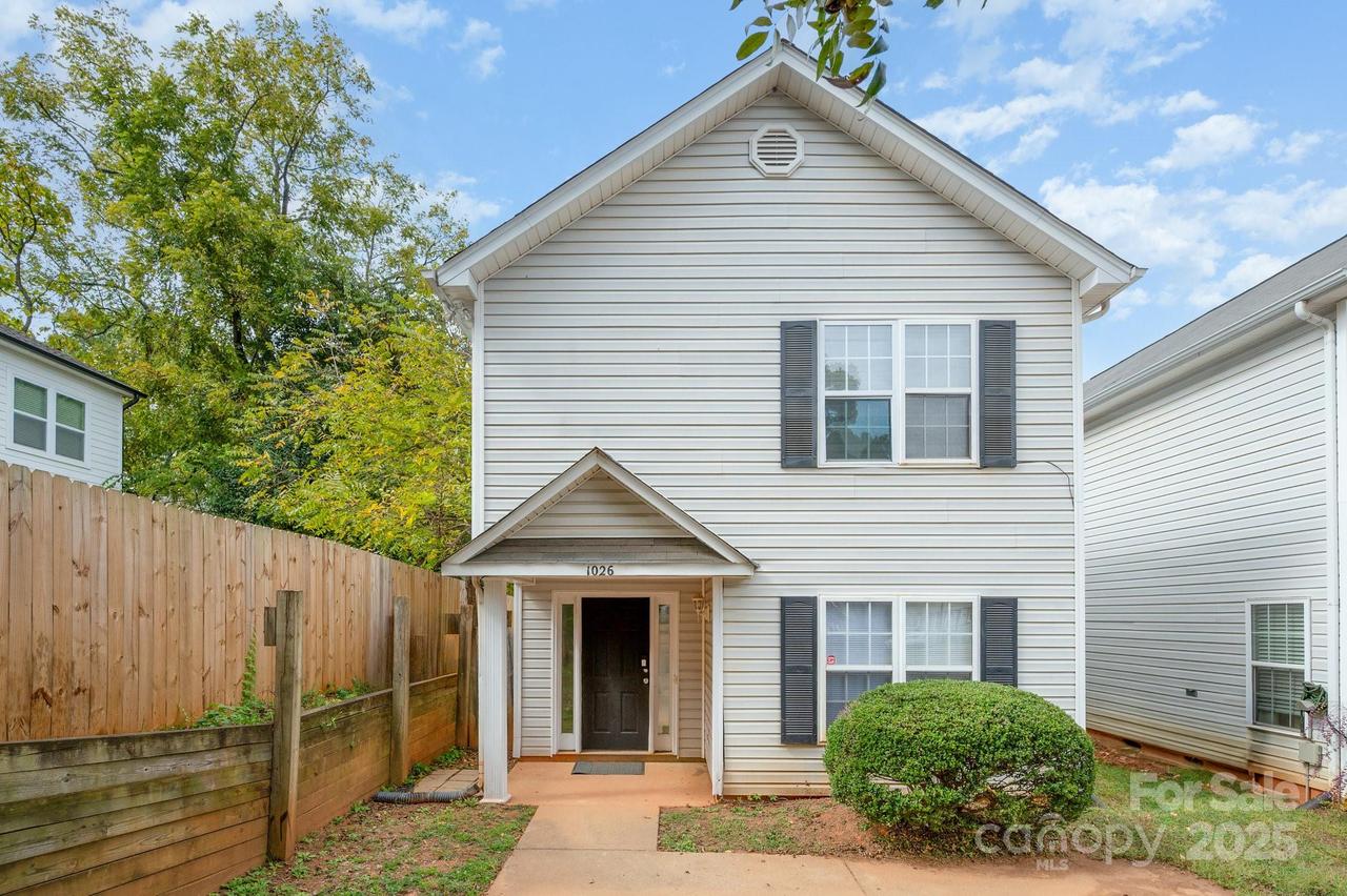 1026 Beaugard Dr., Charlotte, NC 28208