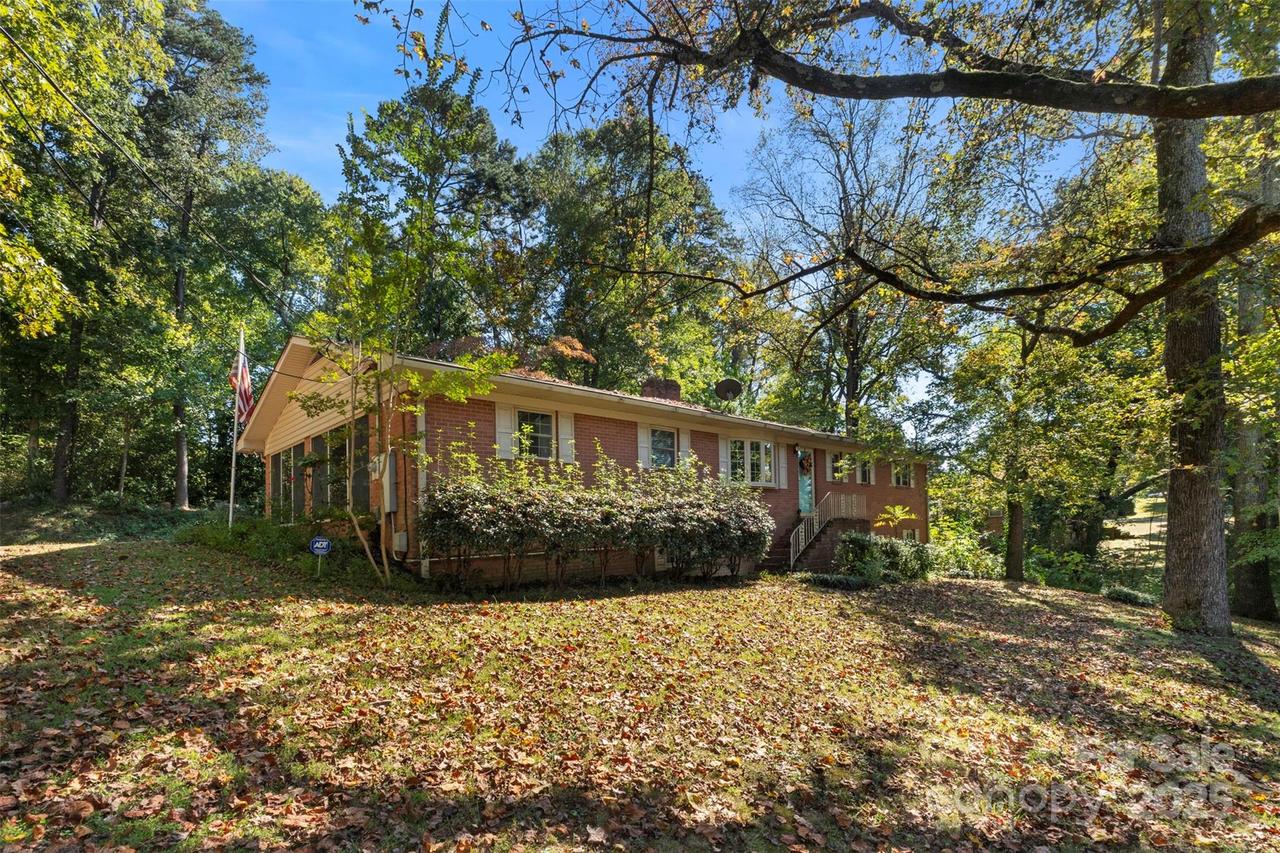 2808 Murdock Ln., Albemarle, NC 28001