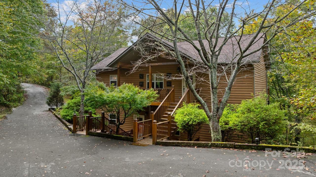 24 Pine Bluff Rd. #17, Whittier, NC 28789