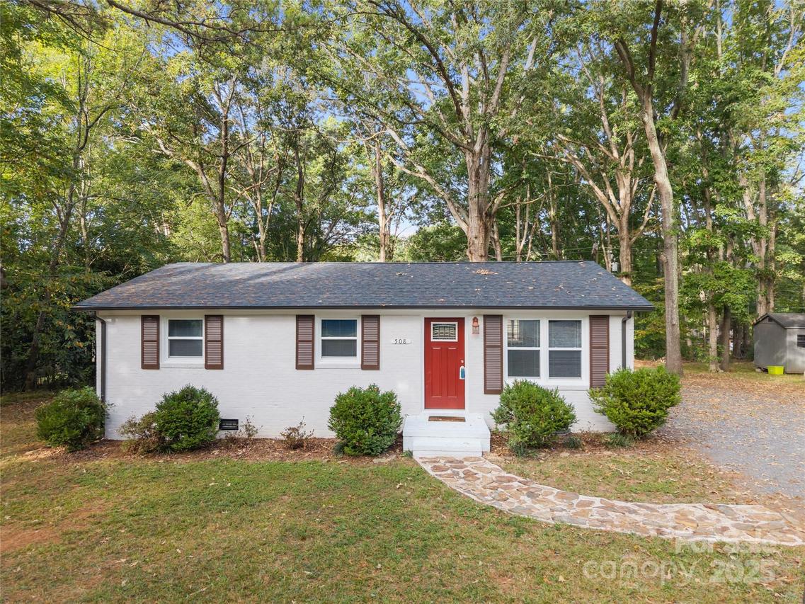 508 S Jackson Ave., Waxhaw, NC 28173