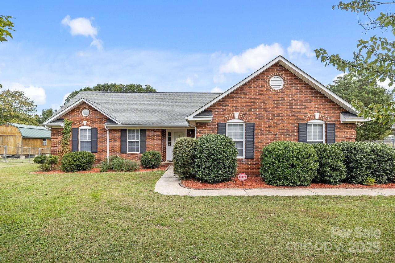 4416 Poxon Ln., Monroe, NC 28110