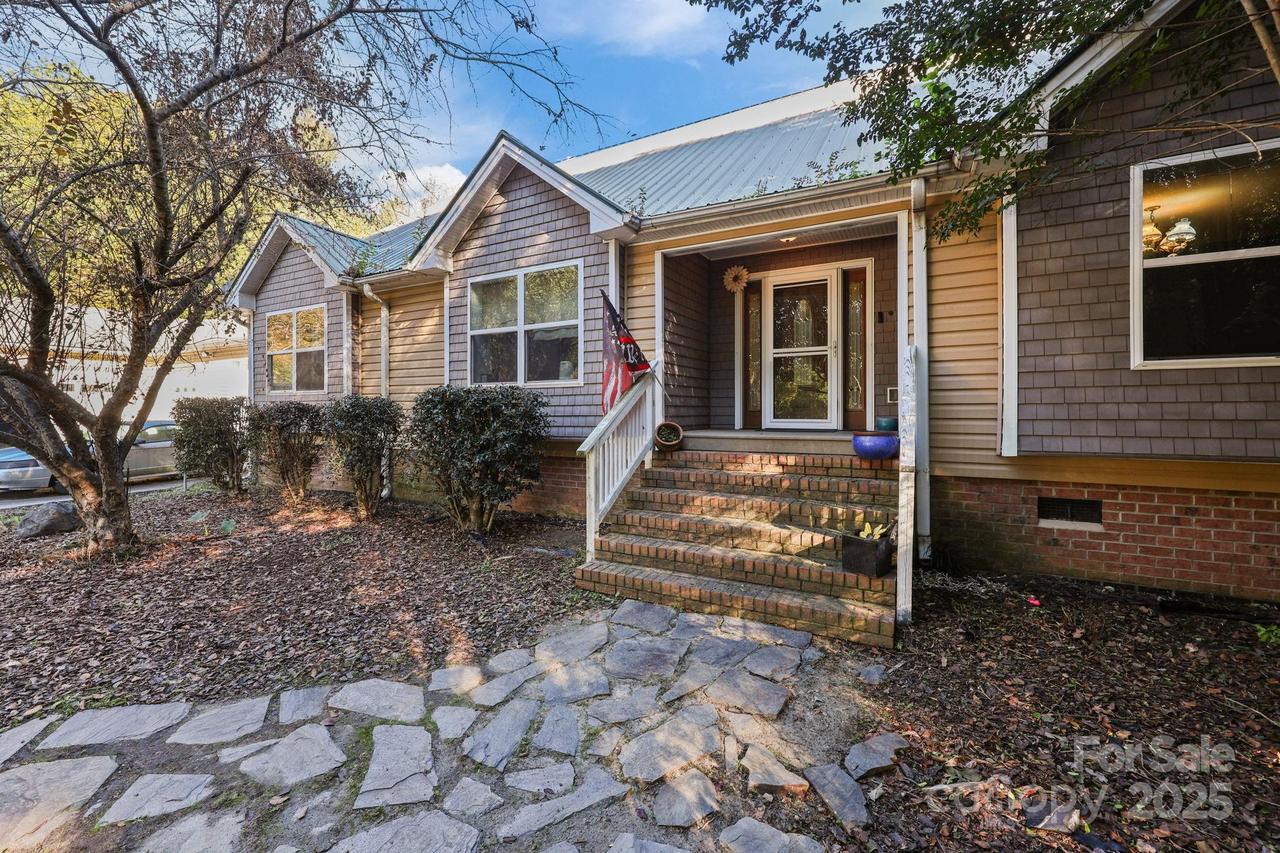 952 Flat Swamp Rd., Denton, NC 27239