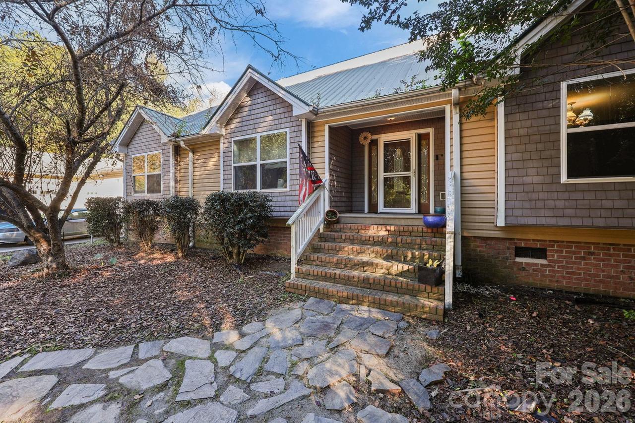 952 Flat Swamp Rd., Denton, NC 27239