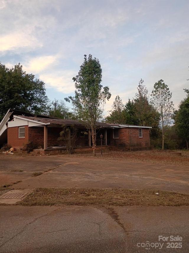 6499 St Peters Church Rd., Conover, NC 28613