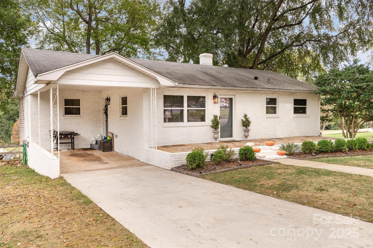 402 Louise Ave., China Grove, NC 28023
