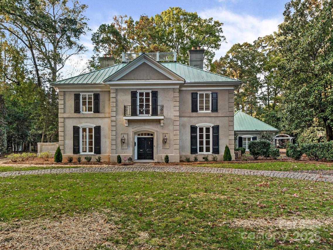 2430 Lemon Tree Ln., Charlotte, NC 28211