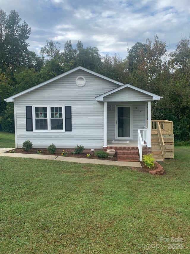 216 E Alabama Ave., Bessemer City, NC 28016