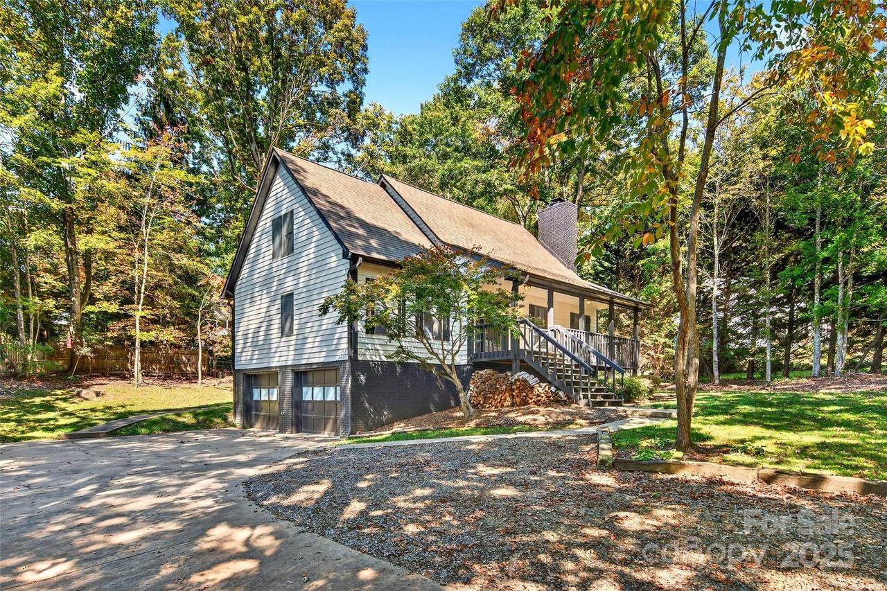 820 Lakey Gap Rd., Black Mountain, NC 28711