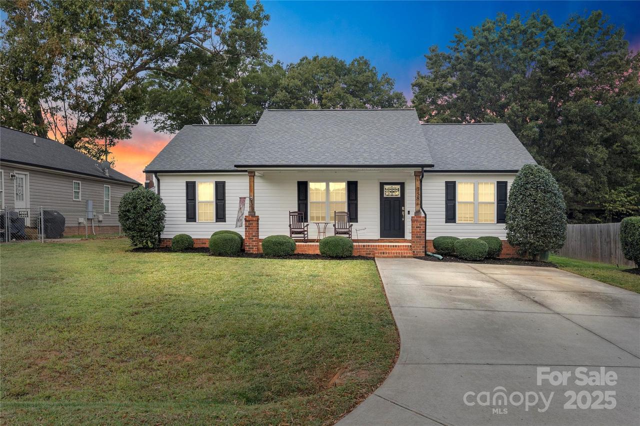 758 Main St., Concord, NC 28027